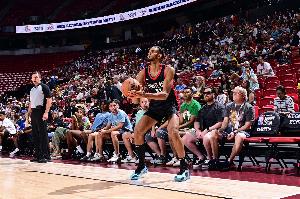 一顿乱杀！吕佩尔8中5拿到23分9板4助2断 罚球11中11