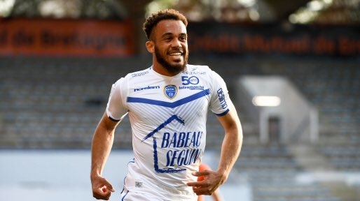 LOL沙特杯赛程-19岁姆贝莫580万镑加盟小蜜蜂🐝升级+保级奋战6年后留下7100万